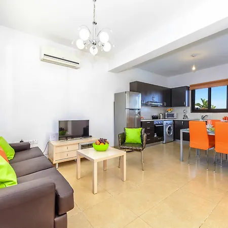 Anthea * Paralimni